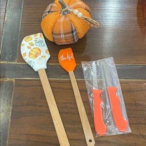 5 pieces of Fall Kitchen Utensil Set, craving set and pumpkin